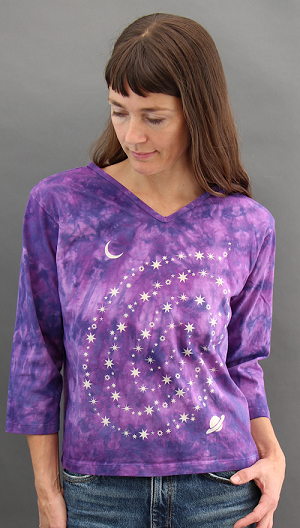 Star Swirl 3/4 Sleeve V-neck